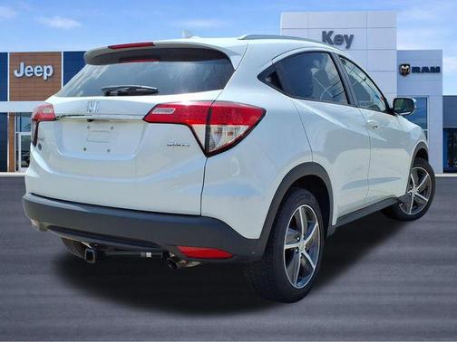 White 2022 Honda HR-V EX-L