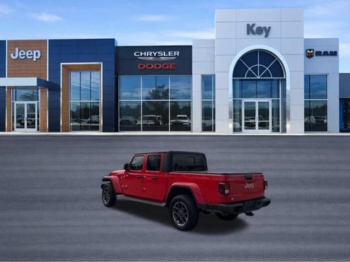 Firecracker Red Clearcoat 2022 Jeep Gladiator Overland