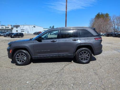 2022 Jeep Grand Cherokee Limited X