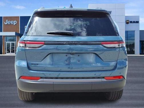Steel Blue 2026 Jeep Grand Cherokee Limited