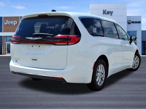 Bright White Clearcoat 2024 Chrysler Pacifica Touring L