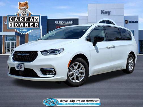 Bright White Clearcoat 2024 Chrysler Pacifica Touring L