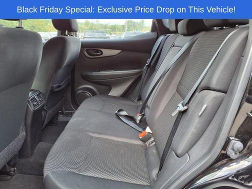 2022 Nissan Rogue Sport S