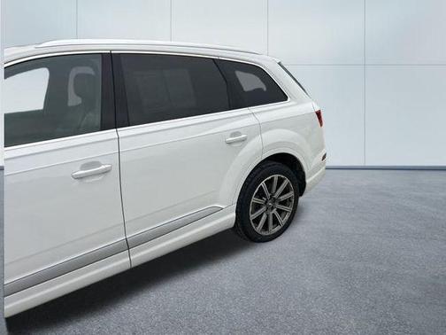 2018 Audi Q7 2.0T Premium Plus