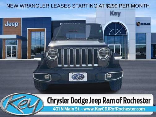 Granite Crystal Metallic Clearcoat 2022 Jeep Wrangler Unlimited Sahara