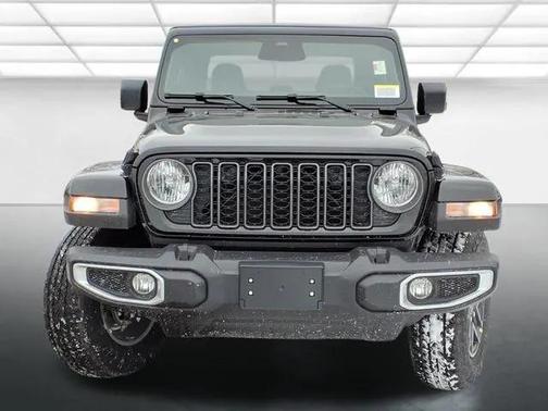 2026 Jeep Gladiator Sport S