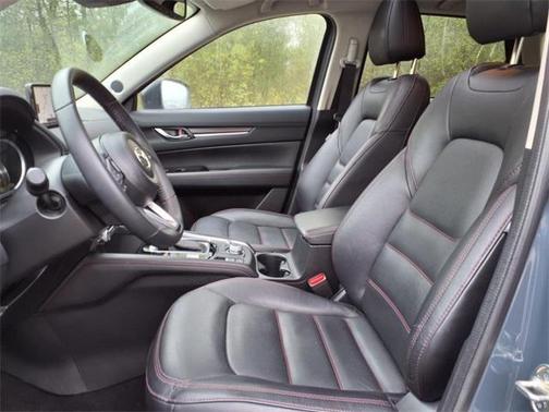 2024 Mazda CX-5 Carbon Edition