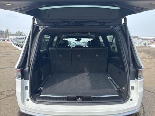 2024 Jeep Grand Wagoneer L Series III 4x4