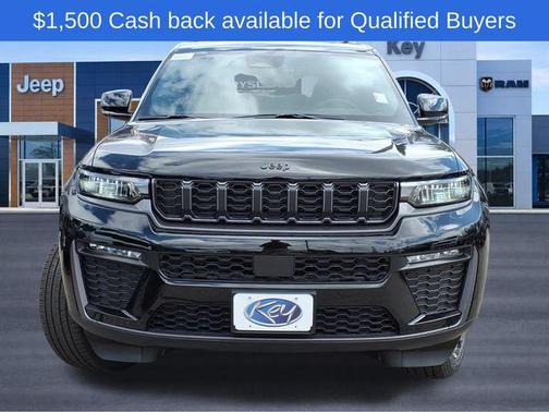 Diamond Black Crystal Pearlcoat 2026 Jeep Grand Cherokee L Limited