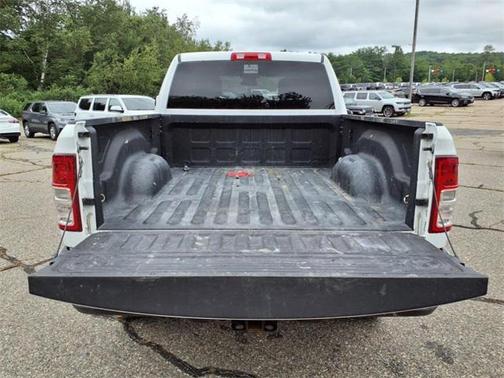 2022 RAM 2500 Big Horn Crew Cab 4x4 6'4' Box