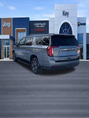 2021 GMC Yukon XL 4WD AT4