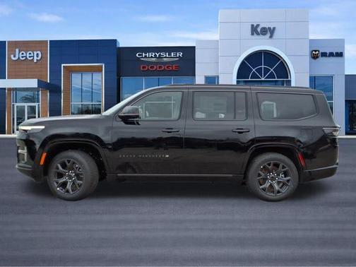 High Gloss Black 2026 Jeep Grand Wagoneer Limited Altitude 4x4