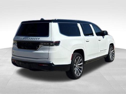 2023 Jeep Grand Wagoneer L Series II 4x4