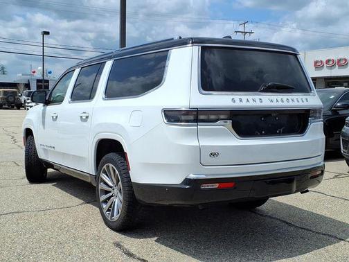 Bright White Clearcoat 2023 Jeep Grand Wagoneer L Series II 4x4