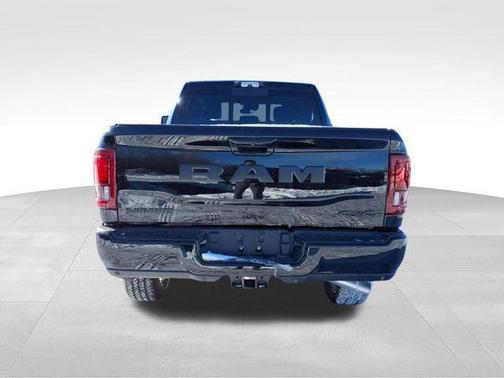 2026 RAM 2500 Laramie Crew Cab 4x4 6'4' Box