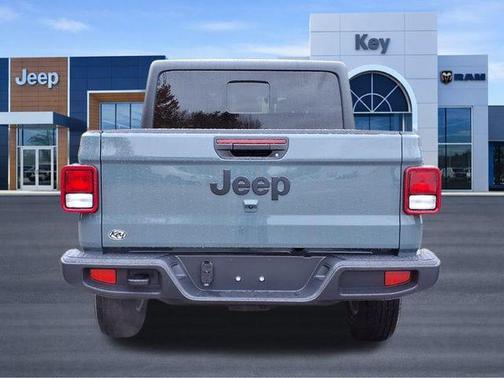 Anvil Clearcoat 2025 Jeep Gladiator Sport S