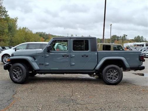 2025 Jeep Gladiator Sport S