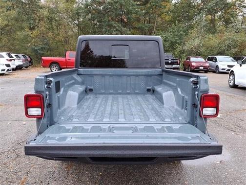 2025 Jeep Gladiator Sport S