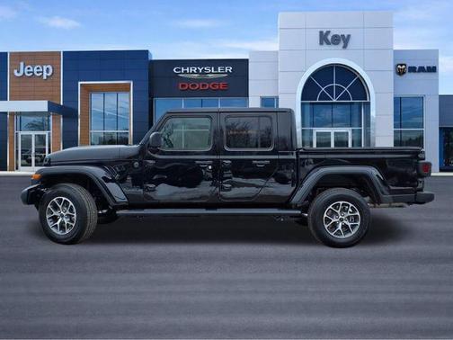 Black Clearcoat 2025 Jeep Gladiator Sport S