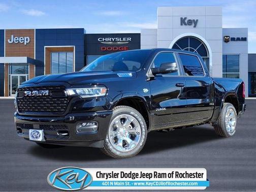 Diamond Black Crystal Pearlcoat 2026 RAM 1500 Big Horn/Lone Star