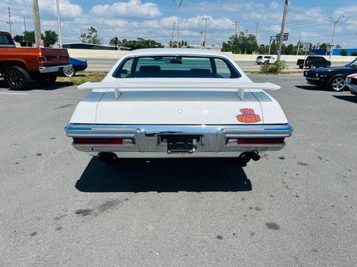 White 1970 Pontiac GTO