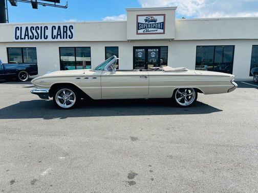1961 Buick LeSabre 