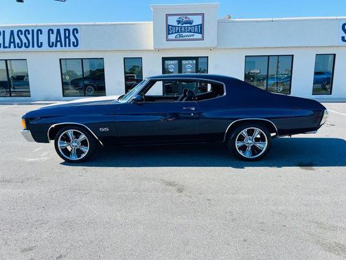 Blue 1972 Chevrolet Chevelle