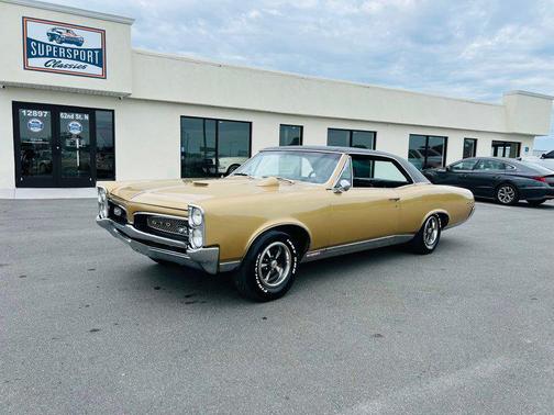 1967 Pontiac GTO 