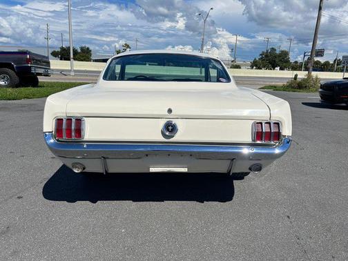 1965 Ford Mustang Base