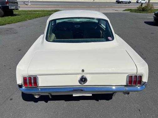1965 Ford Mustang Base