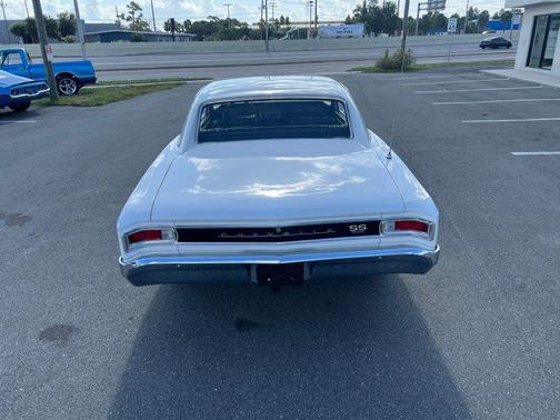 White 1966 Chevrolet Chevelle