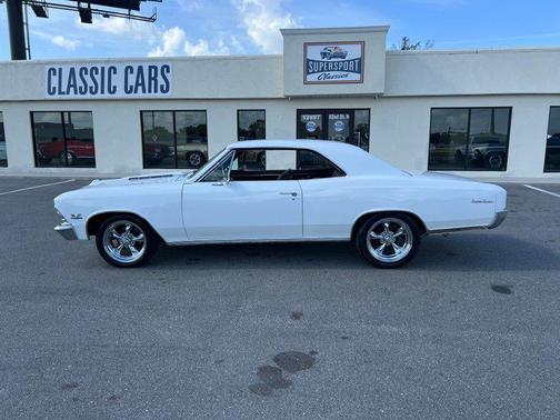 White 1966 Chevrolet Chevelle