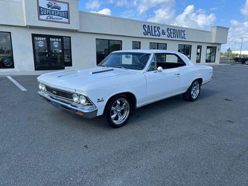White 1966 Chevrolet Chevelle