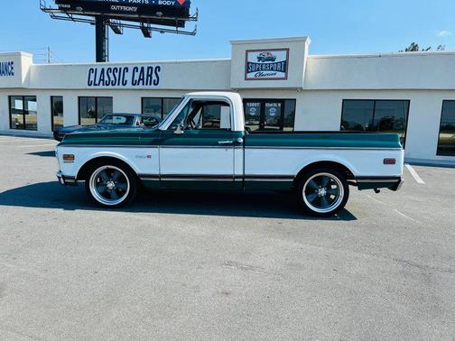 Green 1971 Chevrolet C10/K10 Base