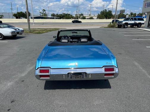 Blue 1971 Oldsmobile Cutlass