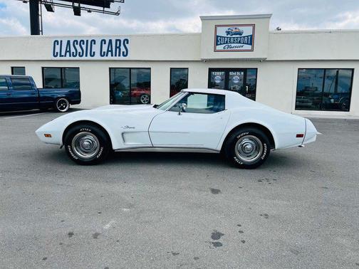 1975 Chevrolet Corvette Base