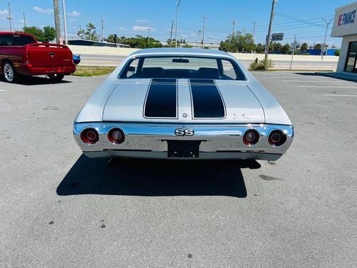 Silver 1972 Chevrolet Chevelle