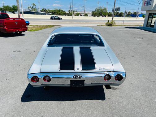 Silver 1972 Chevrolet Chevelle