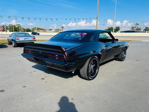 1969 Pontiac Firebird 