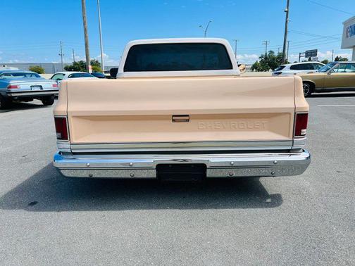 1983 GMC Pickup Truck Base