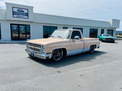 1983 GMC Pickup Truck Base