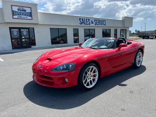 Viper Red Clearcoat/Black Soft Top 2004 Dodge Viper SRT10