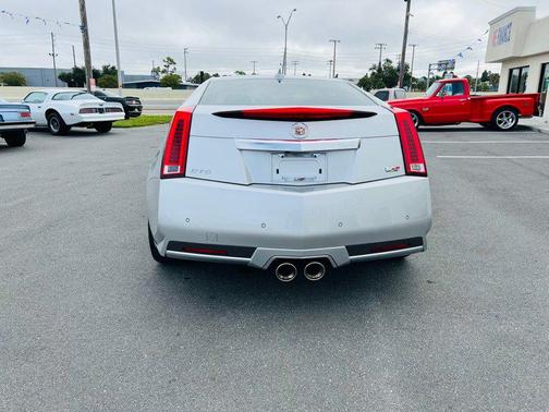 2011 Cadillac CTS-V Base