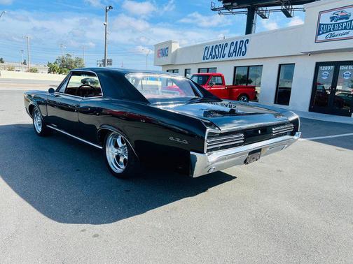 1966 Pontiac GTO 