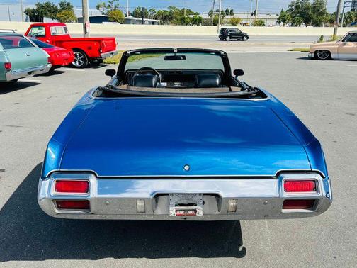 1971 Oldsmobile Cutlass 