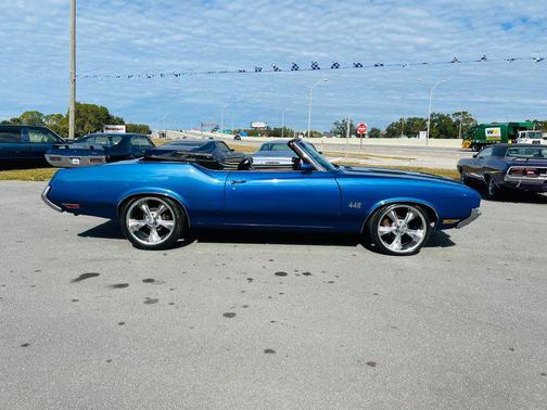 1971 Oldsmobile Cutlass 