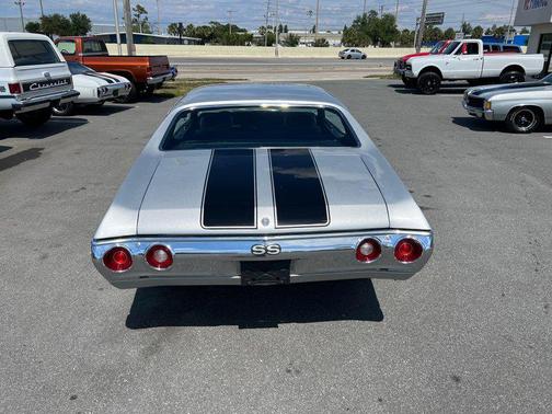 Silver 1972 Chevrolet Chevelle