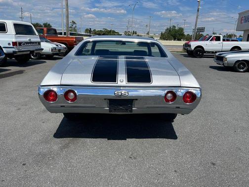 Silver 1972 Chevrolet Chevelle