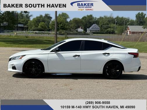 2021 Nissan Altima 2.5 SR