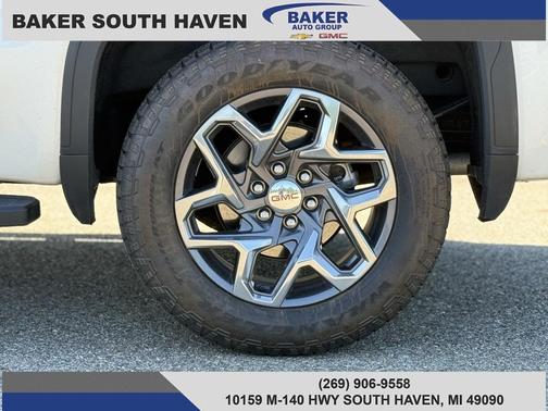 2025 GMC Sierra 1500 SLT